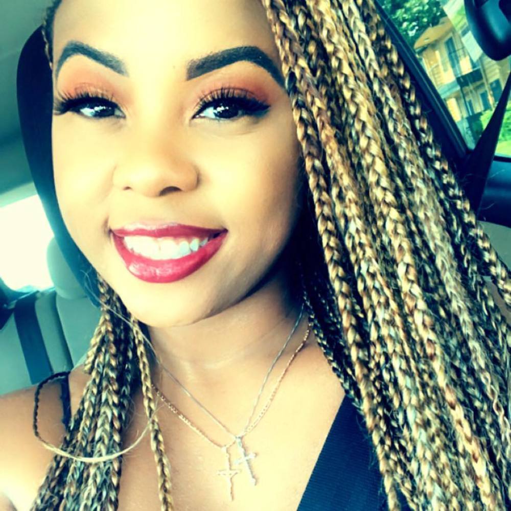 Meet your Posher, Amari